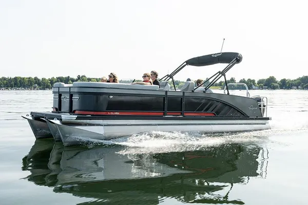 Qwest SPLASH-PAD-L-CLASS image