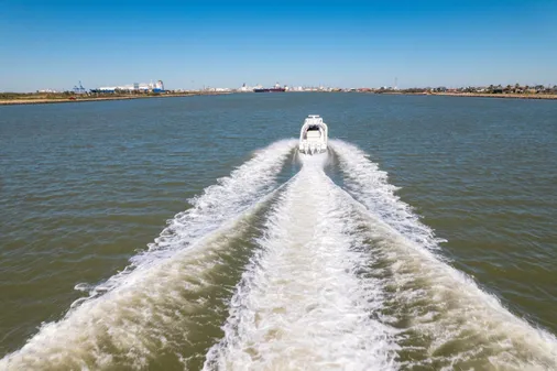 Invincible 39 Open Fisherman image