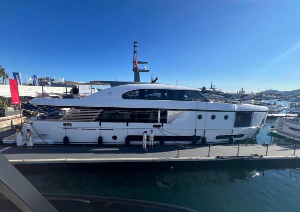 Azimut MAGELLANO-30M image