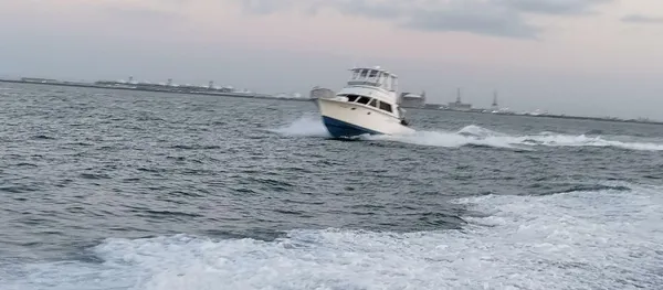 Bertram 385 Convertible image