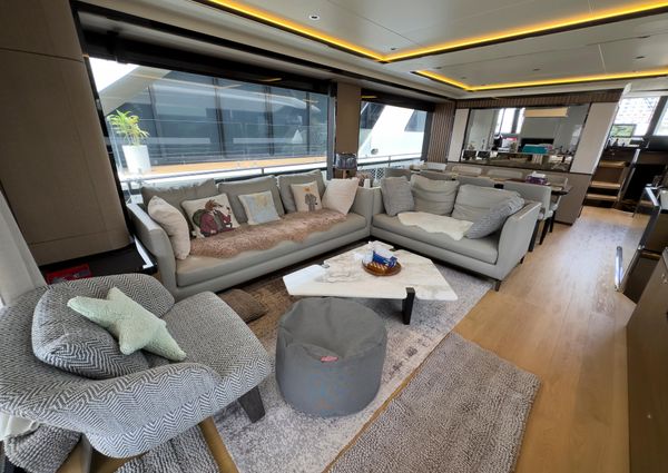 Absolute 73-NAVETTA image