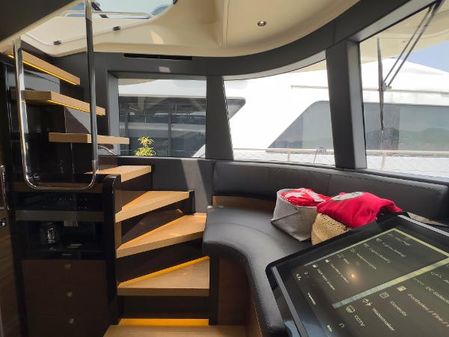 Absolute 73-NAVETTA image