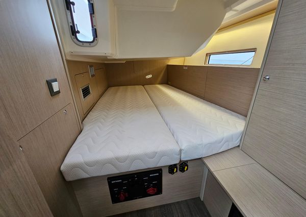 Beneteau OCEANIS-40-1 image