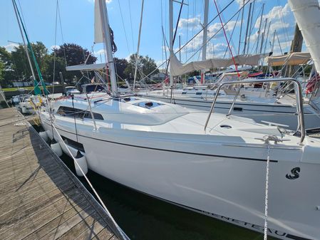 Beneteau OCEANIS-30-1 image