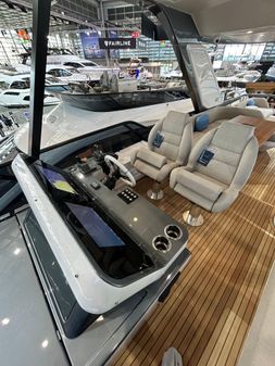 Azimut FLY-68 image