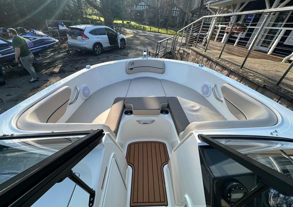 Bayliner VR4-BOWRIDER-I-O image