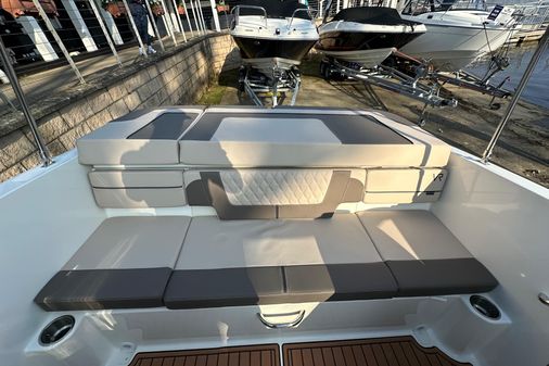 Bayliner VR4-BOWRIDER-I-O image