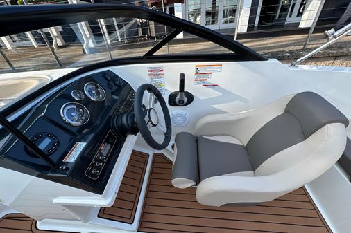 Bayliner VR4-BOWRIDER-I-O image