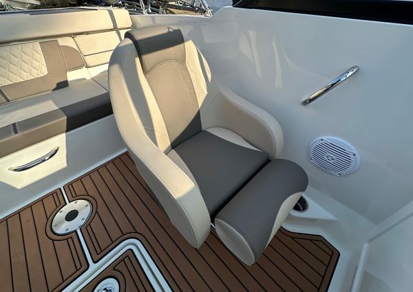 Bayliner VR4-BOWRIDER-I-O image