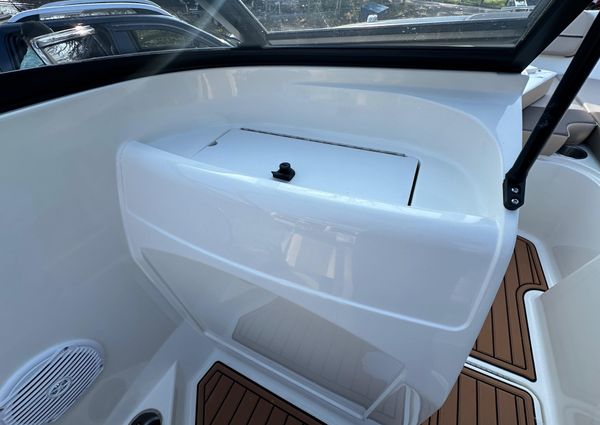 Bayliner VR4-BOWRIDER-I-O image