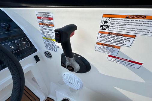 Bayliner VR4-BOWRIDER-I-O image