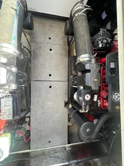 Regal 4080 Flybridge Sedan image