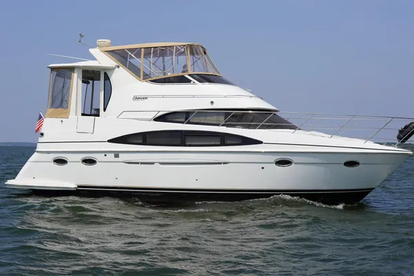 Carver 396 Motor Yacht image