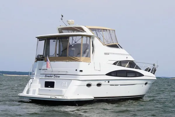 Carver 396 Motor Yacht image