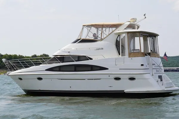 Carver 396 Motor Yacht image