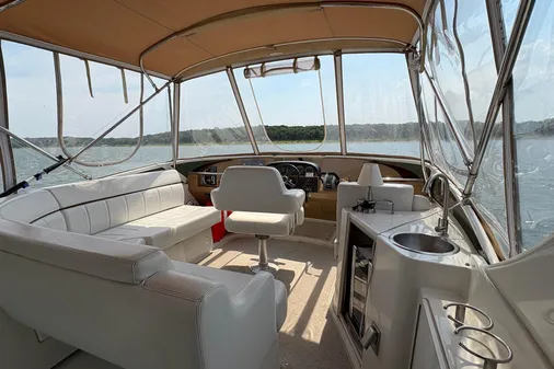 Carver 396 Motor Yacht image