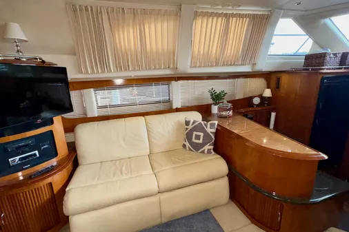 Carver 396 Motor Yacht image