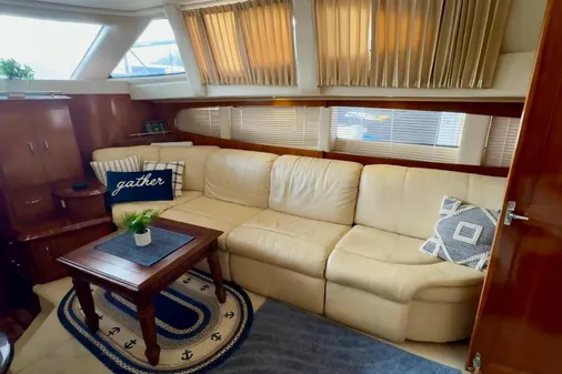 Carver 396 Motor Yacht image