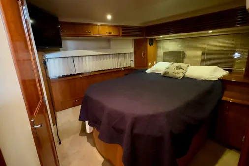Carver 396 Motor Yacht image