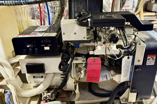 Carver 396 Motor Yacht image