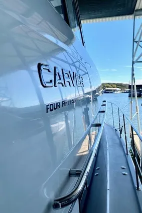 Carver 456 Aft Cabin Motor Yacht image