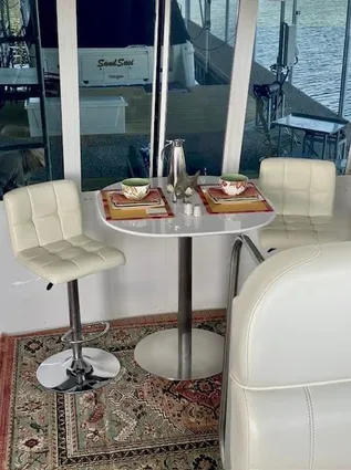 Carver 456 Aft Cabin Motor Yacht image