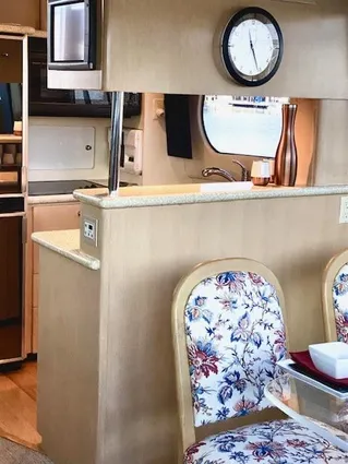 Carver 456 Aft Cabin Motor Yacht image