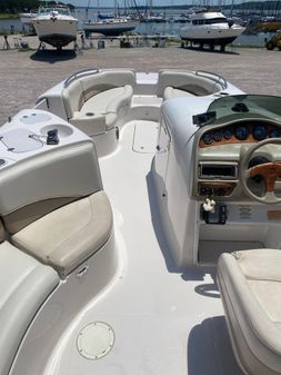 Chaparral 232-SUNESTA image