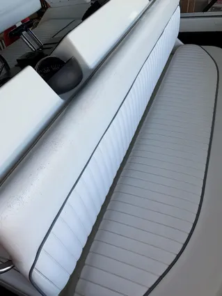 Carver 350 Aft Cabin Motor Yacht image