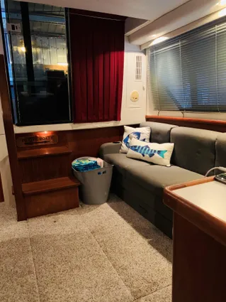 Carver 350 Aft Cabin Motor Yacht image