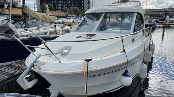 Beneteau Antares 8