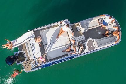 Avalon Catalina Platinum Entertainer Funship - 27' - main image