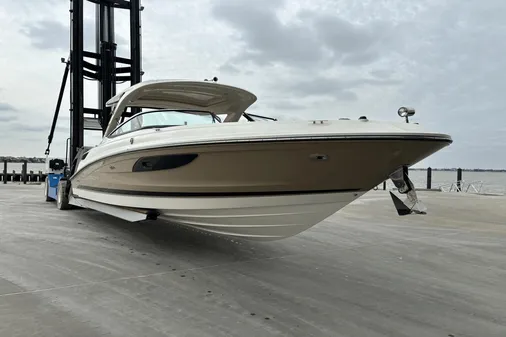 Sea Ray 350 SLX image