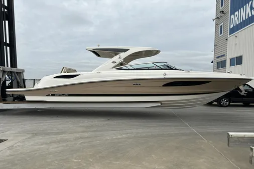 Sea Ray 350 SLX image