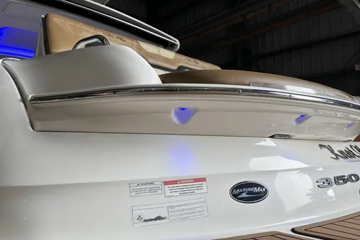 Sea Ray 350 SLX image
