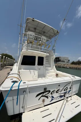 Luhrs 36 Convertible image