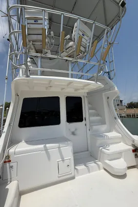 Luhrs 36 Convertible image