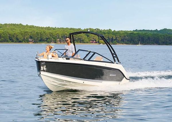 Quicksilver ACTIV-605-BOWRIDER image