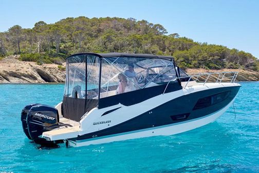 Quicksilver ACTIV-875-SUNDECK image