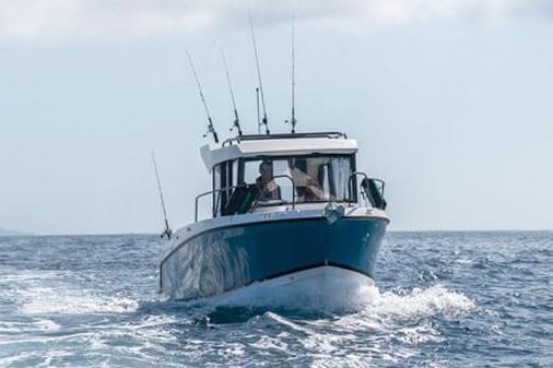 Quicksilver 705-PILOTHOUSE image