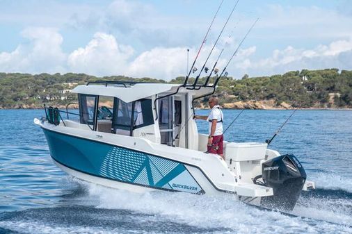 Quicksilver 705-PILOTHOUSE image