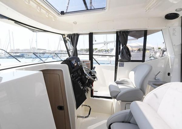 Quicksilver 805-PILOTHOUSE image