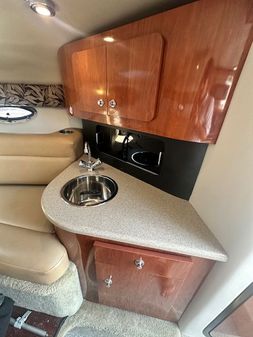 Crownline 325-SCR image