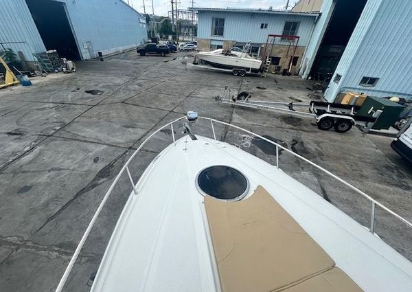 Crownline 325-SCR image