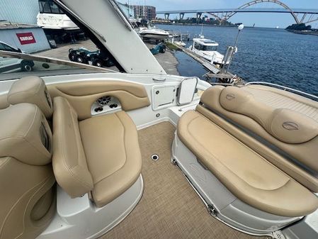 Crownline 325-SCR image
