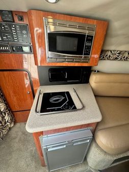 Crownline 325-SCR image
