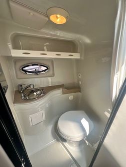 Crownline 325-SCR image