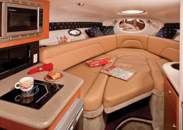 Crownline 325-SCR image