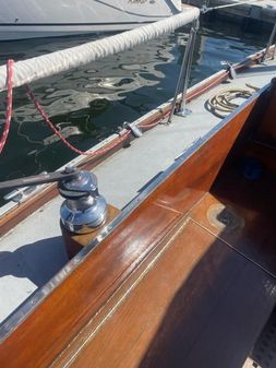 Sparkman & Stephens 33 Pilot Sloop image