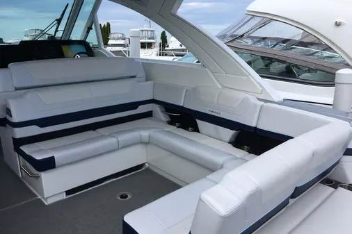 Formula 380 Super Sport Crossover OB image